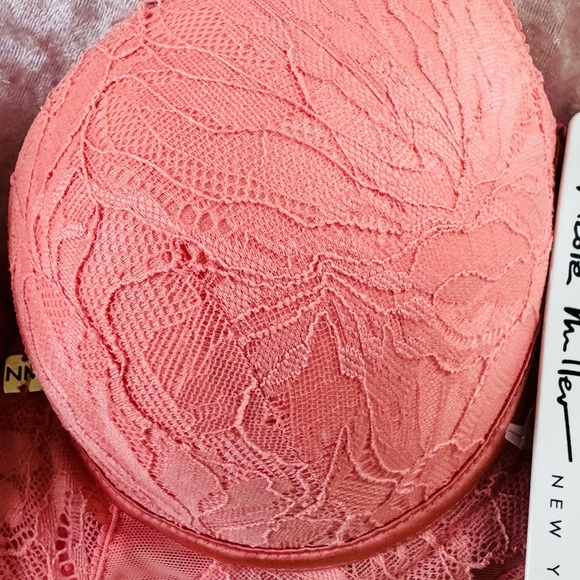BOGO Nicole Miller Coral Lace Bra - Picture 2 of 7